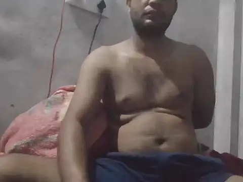 Snapshot of vikas835096 chatting on 09-27-25, 08:14 vikas835096 online show from 09-27-25, 08:14