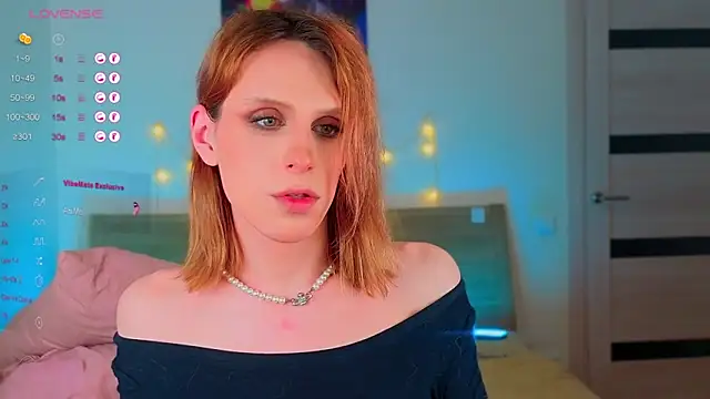  yourFoxy  online show from 04-22-26, 11:34