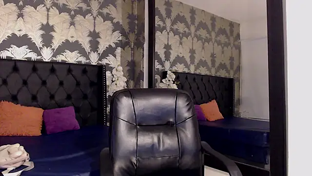 Matthew Dixonn online show from 01-17-25, 05:32