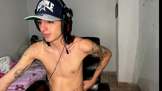 Matthew Dixonn online show from 02-07-25, 04:59