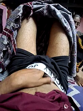 Snapshot of arppyyyxx chatting on 04-14-26, 08:26 arppyyyxx online show from 04-14-26, 08:26