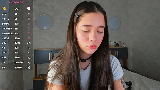 Snapshot of Butterflys1268 chatting on 06-22-26, 03:19 Butterflys1268 online show from 06-22-26, 03:19