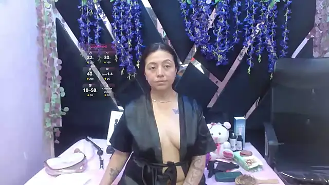 Snapshot of slut_anal_ chatting on 09-19-25, 09:37 slut anal online show from 09-19-25, 09:37