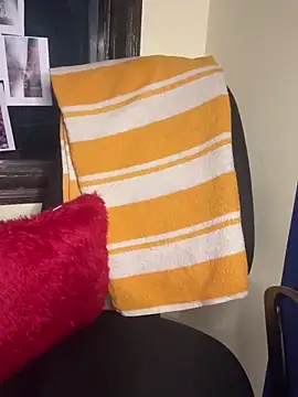 Snapshot of simrann_69 chatting on 12-21-24, 02:37 simrann 69 online show from 12-21-24, 02:37