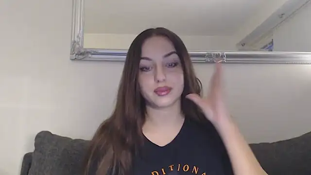 courtneyPerfect online show from 12-17-24, 02:55