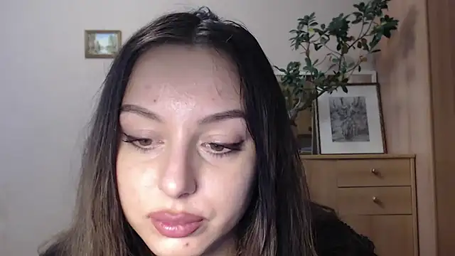 courtneyPerfect online show from 01-20-25, 02:57