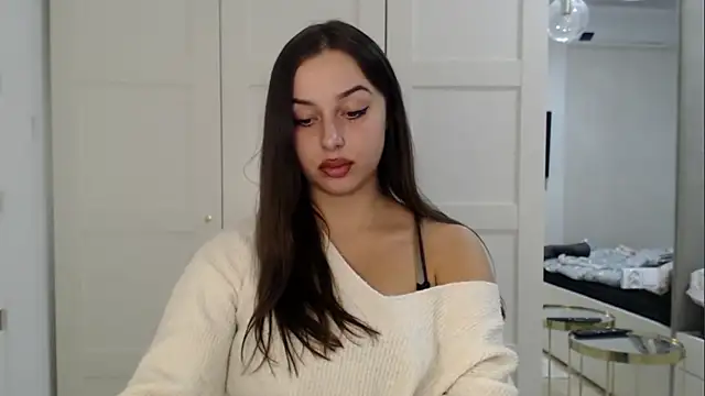 courtneyPerfect online show from 10-27-25, 02:54