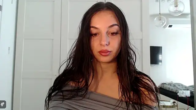 courtneyPerfect online show from 03-18-26, 09:01