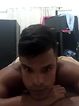 Snapshot of Derek_Lustfordx chatting on 10-20-25, 01:28 Derek Lustfordx online show from 10-20-25, 01:28