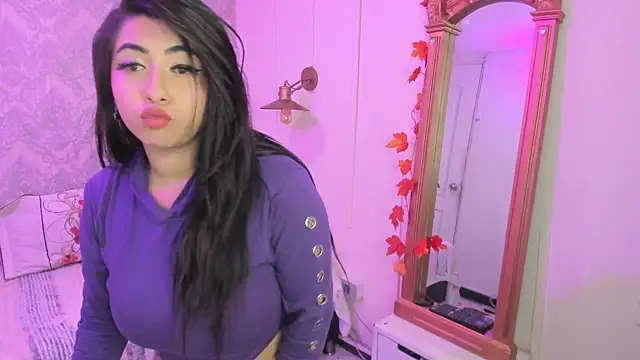 Sexy cristall  online show from 03-11-25, 01:48