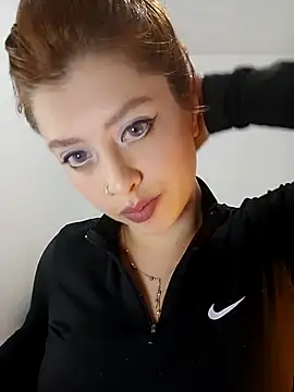 Snapshot of nix_white chatting on 01-12-25, 10:43 nix white online show from 01-12-25, 10:43