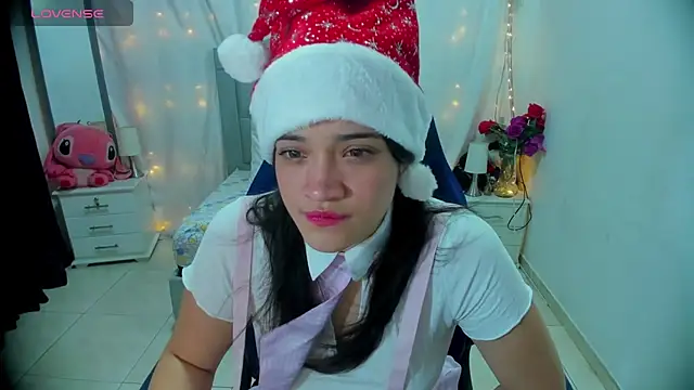 Snapshot of Alison_girl20 chatting on 12-23-24, 08:03 Alison girl20 online show from 12-23-24, 08:03