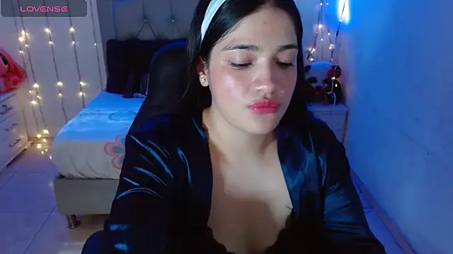 Snapshot of Alison_girl20 chatting on 09-22-25, 08:22 Alison girl20 online show from 09-22-25, 08:22
