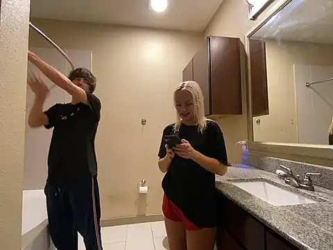 girlfriendmissy online show from 12-24-24, 05:55