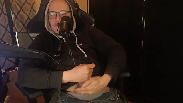 Snapshot of chicostick413 chatting on 03-03-26, 01:28 chicostick413 online show from 03-03-26, 01:28