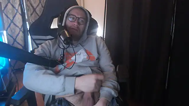 Snapshot of chicostick413 chatting on 03-24-26, 12:10 chicostick413 online show from 03-24-26, 12:10