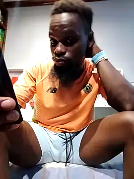 Snapshot of Chocolate_factory_man chatting on 01-14-25, 07:21 Chocolate factory man online show from 01-14-25, 07:21