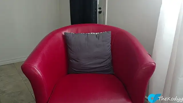 Snapshot of Thekodyy chatting on 10-15-25, 12:05 Thekodyy online show from 10-15-25, 12:05