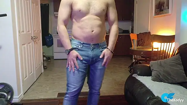 Snapshot of Thekodyy chatting on 04-16-26, 09:32 Thekodyy online show from 04-16-26, 09:32