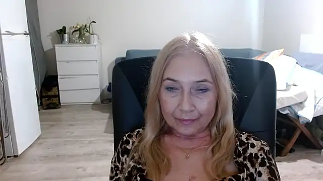 sofia xkiss online show from 01-27-25, 02:46