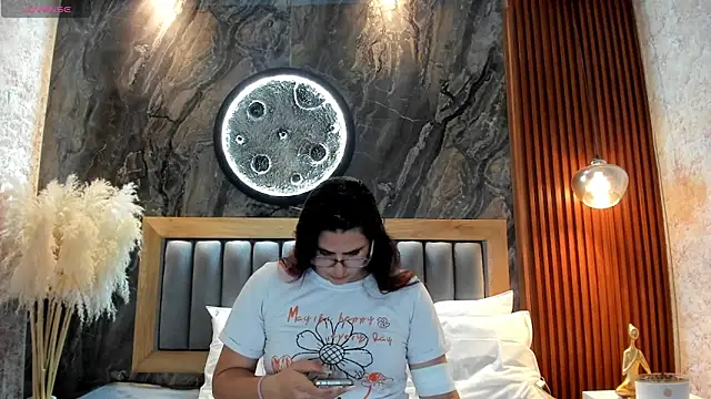 BellaPeers  online show from 05-29-26, 10:35