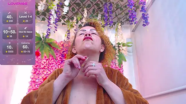 BLONDE SEXYHOT online show from 02-09-26, 01:04