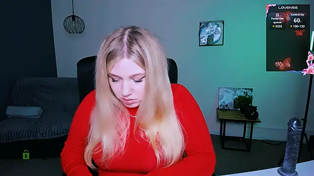 juli kisss online show from 01-21-25, 07:39