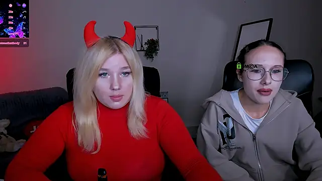 juli kisss online show from 09-10-25, 07:25