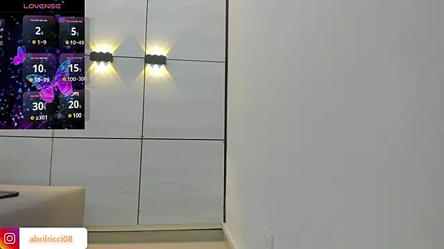 Snapshot of abril_ricci chatting on 01-24-25, 03:11 abril ricci online show from 01-24-25, 03:11