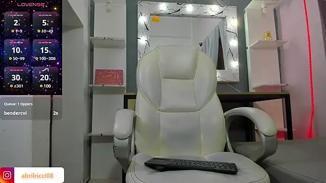 Snapshot of abril_ricci chatting on 02-06-25, 02:55 abril ricci online show from 02-06-25, 02:55