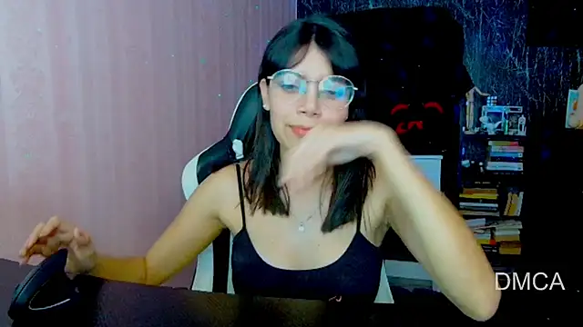 Snapshot of Drea_Foox chatting on 09-11-25, 02:55 Drea Foox online show from 09-11-25, 02:55