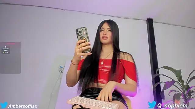 Queensophie m online show from 11-29-25, 03:53