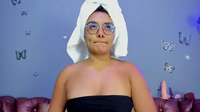 Kaira mosse online show from 11-29-25, 11:24