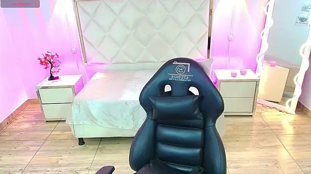 Brendda tay online show from 01-11-26, 03:11