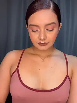 Melanyprada online show from 07-24-26, 03:59