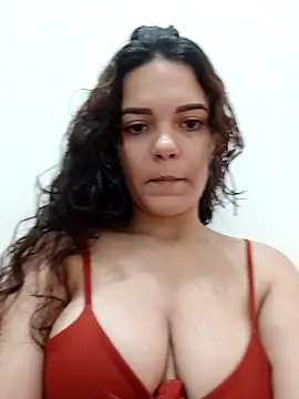 BranquinhaRj177 online show from 04-17-26, 07:00
