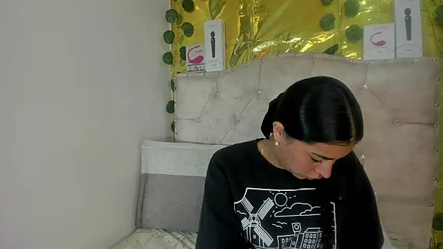 cristalconnorr online show from 05-14-26, 02:46
