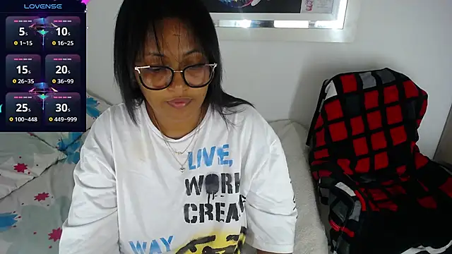 miajoseph  online show from 03-01-25, 05:09