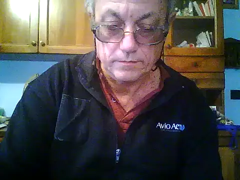 Snapshot of gianbragallini chatting on 10-29-25, 02:41 gianbragallini online show from 10-29-25, 02:41