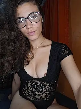 HelenHoltz online show from 06-28-26, 02:28