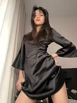 Snapshot of DesiredHoney chatting on 02-15-25, 11:06 DesiredHoney online show from 02-15-25, 11:06