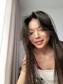 Snapshot of DesiredHoney chatting on 03-02-25, 10:35 DesiredHoney online show from 03-02-25, 10:35