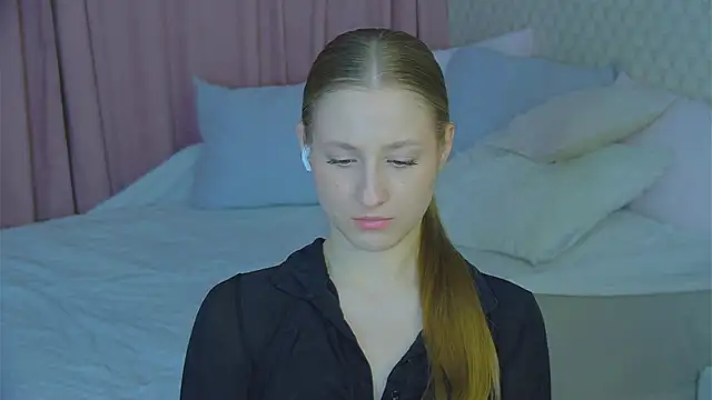 BritneyCruze online show from 03-10-25, 02:16