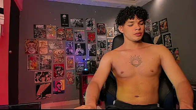 Snapshot of soy_ian_ chatting on 12-10-24, 01:22 soy ian online show from 12-10-24, 01:22