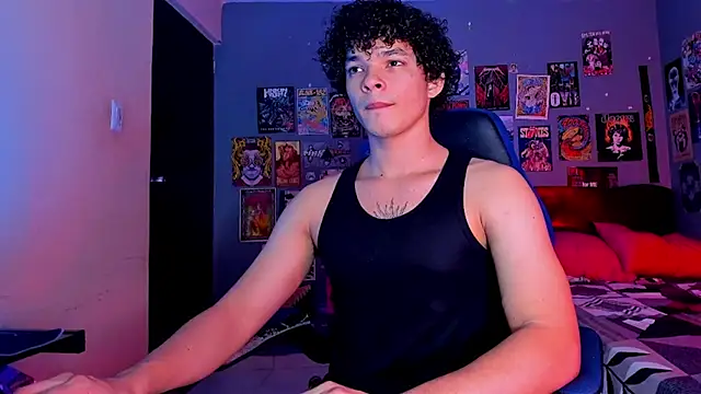 Snapshot of soy_ian_ chatting on 02-06-25, 04:21 soy ian online show from 02-06-25, 04:21