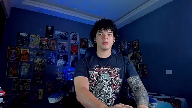 Snapshot of soy_ian_ chatting on 09-12-25, 12:33 soy ian online show from 09-12-25, 12:33