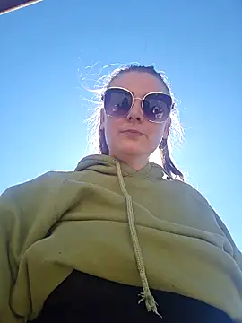 ce leste   online show from 03-18-26, 01:36