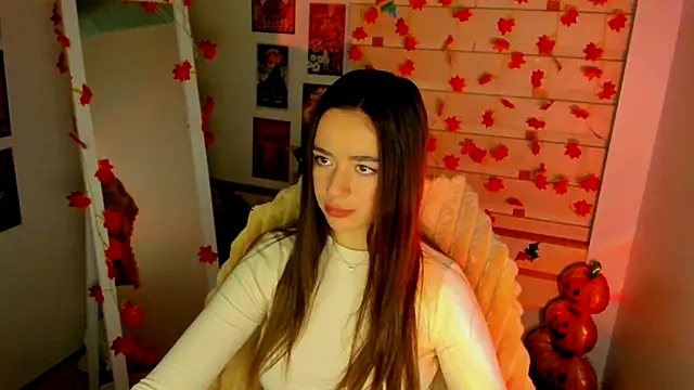 Bella XO online show from 10-27-25, 07:23