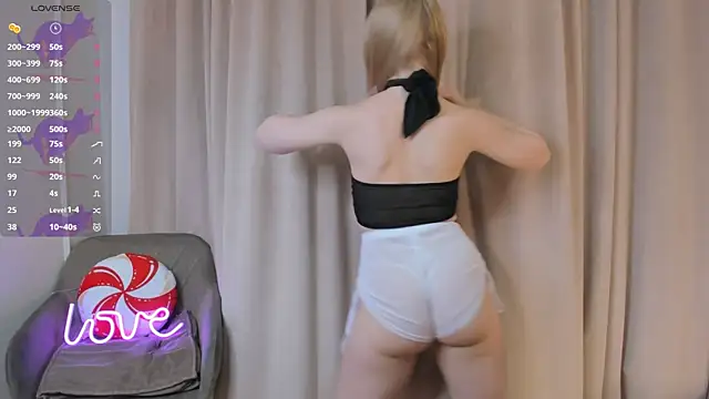 OdetteHarwick online show from 03-26-26, 07:52