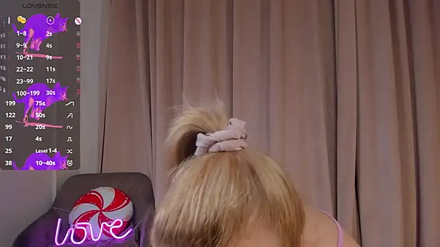 OdetteHarwick online show from 04-01-26, 05:10